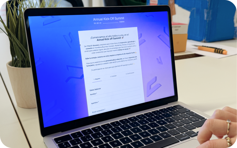 Psicología del registro online: cómo convertir visitas en inscripciones